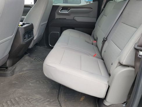 Used 2025 Chevrolet Silverado 1500 LT AWD/4WD image 11
