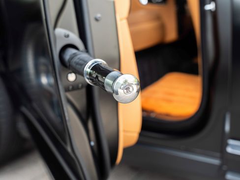 Used 2023 Rolls-Royce Cullinan Black Badge w/ Leather Finishing Pack image 55