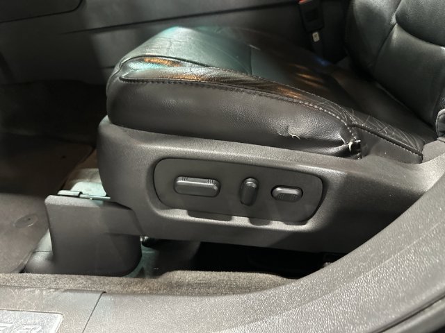 Used 2013 Ford Explorer Limited FWD image 18