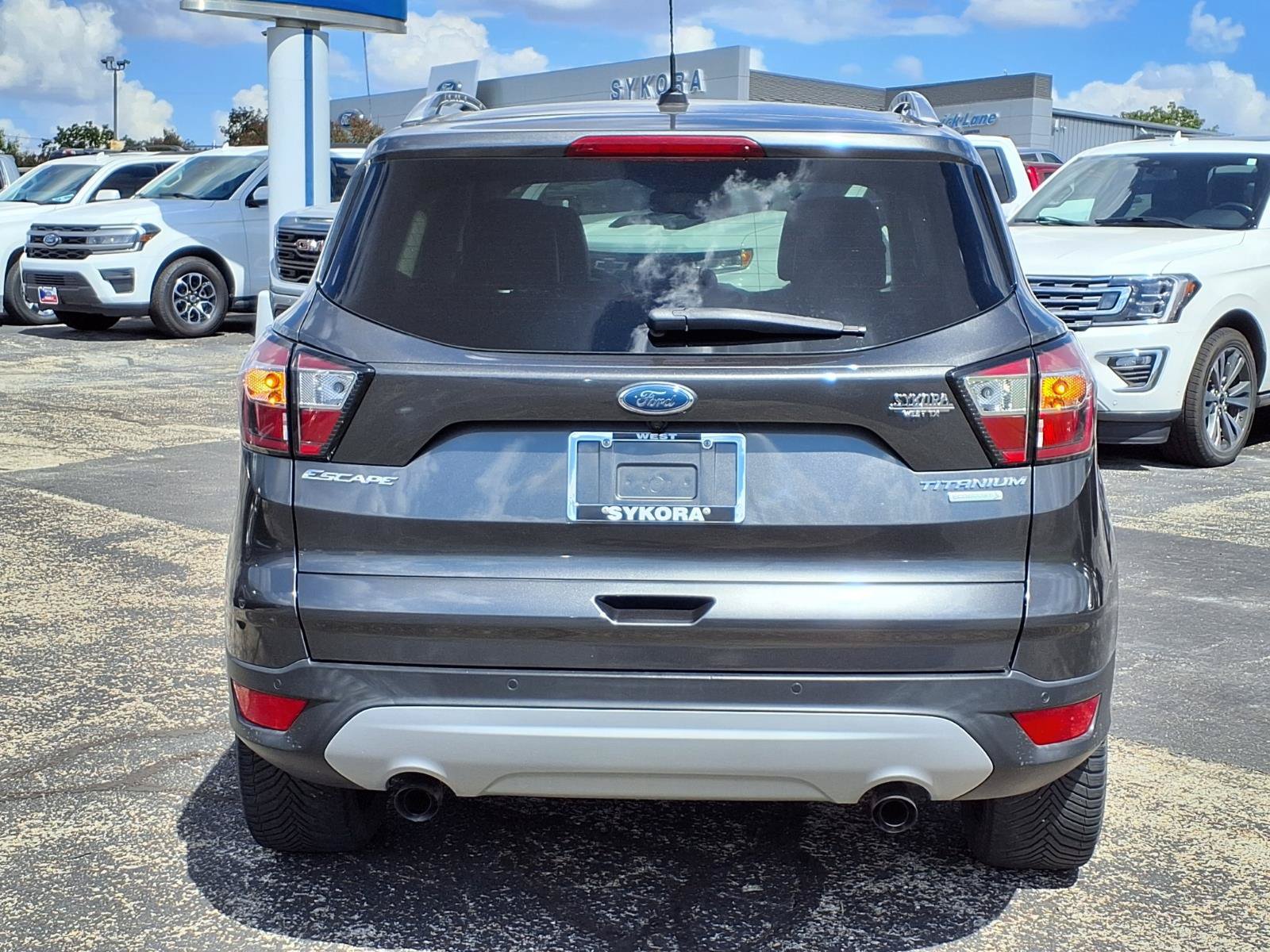 Used 2017 Ford Escape Titanium FWD image 6