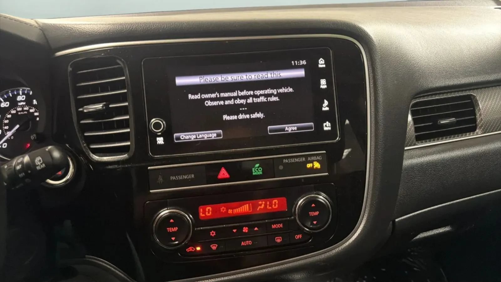 Used 2019 Mitsubishi Outlander SEL AWD/4WD image 13
