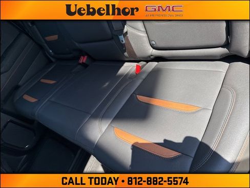 Used 2024 GMC Sierra 1500 AT4 w/ Technology Package image 19