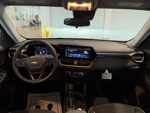New 2026 Chevrolet TrailBlazer LS w/ LS Convenience Package FWD image 12