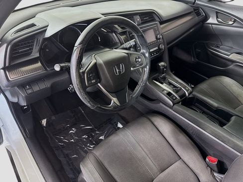Used 2018 Honda Civic Sport image 22