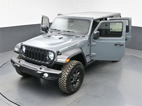 Used 2025 Jeep Wrangler Willys image 53
