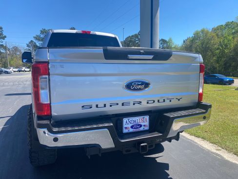 Used 2017 Ford F250 Lariat w/ Tow Technology Bundle image 10