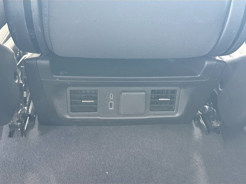 Used 2025 Chevrolet Silverado 1500 LT RWD image 26