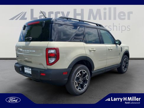 New 2025 Ford Bronco Sport Outer Banks w/ Outer Banks Tech Package+ image 5