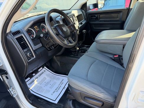 Used 2013 RAM 3500 Tradesman w/ Chrome Appearance Group image 11