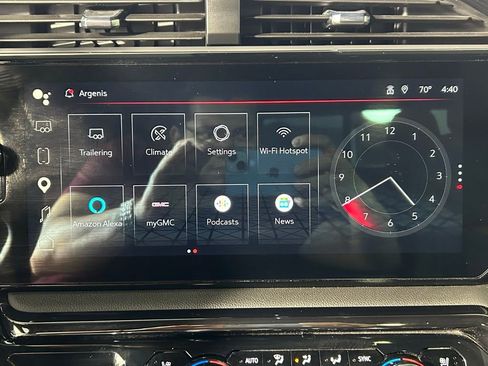 Used 2024 GMC Sierra 2500 AT4 w/ AT4 Premium Plus Package image 19