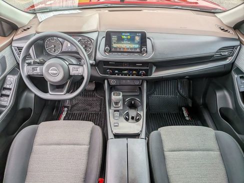 Used 2023 Nissan Rogue SV FWD image 25