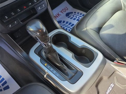 Used 2022 Chevrolet Colorado ZR2 image 16