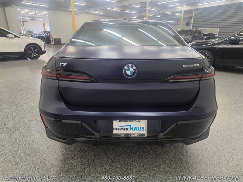 Used 2024 BMW i7 xDrive60 w/ M Sport Package RWD image 8
