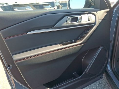 New 2026 Ford Explorer ST-Line image 8