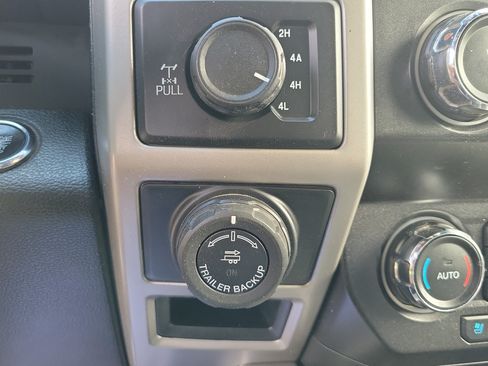 Used 2019 Ford F150 Lariat AWD/4WD image 30