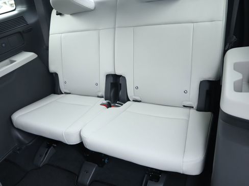 New 2026 Hyundai Santa Fe SEL FWD image 12