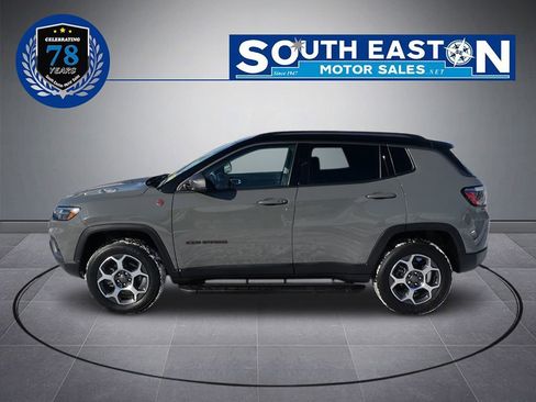Used 2022 Jeep Compass Trailhawk image 7