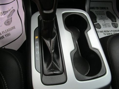 Used 2019 Chevrolet Colorado ZR2 image 25