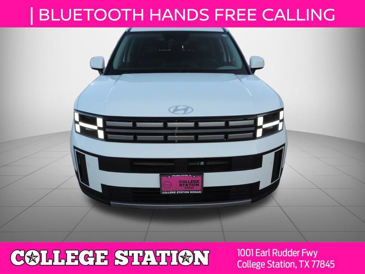 Used 2025 Hyundai Santa Fe SEL FWD image 9