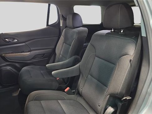 Used 2023 GMC Acadia SLE w/ Driver Convenience Package image 15