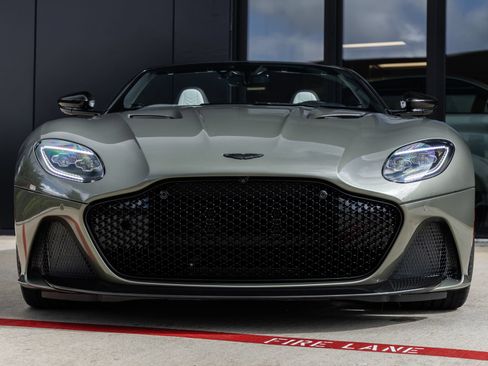 Used 2023 Aston Martin DBS Superleggera Volante RWD image 4