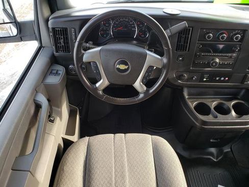 Used 2017 Chevrolet Express 3500 LT w/ LT Preferred Equipment Group image 15