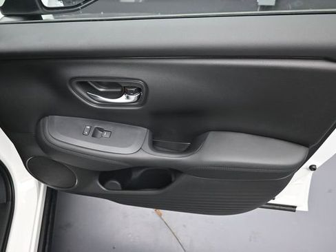 New 2026 Honda HR-V LX image 27
