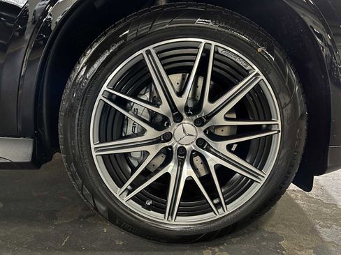 New 2026 Mercedes-Benz GLC 43 AMG 4MATIC image 9