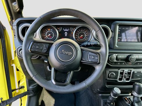 Used 2023 Jeep Wrangler Unlimited Sport AWD/4WD image 35