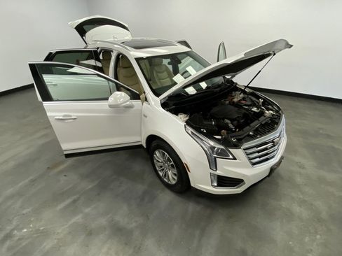 Used 2018 Cadillac XT5 Luxury w/ Driver Awareness Package AWD/4WD image 56