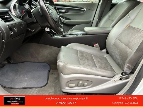 Used 2017 Chevrolet Impala LT image 24
