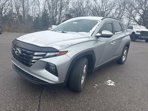 Used 2022 Hyundai Tucson SEL image 1