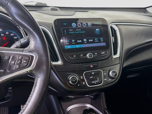 Used 2016 Chevrolet Malibu LT w/ Leather Package image 18