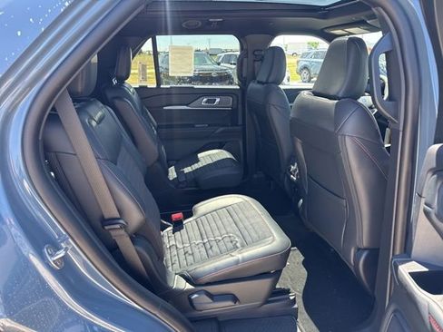 New 2026 Ford Explorer ST-Line AWD/4WD image 15
