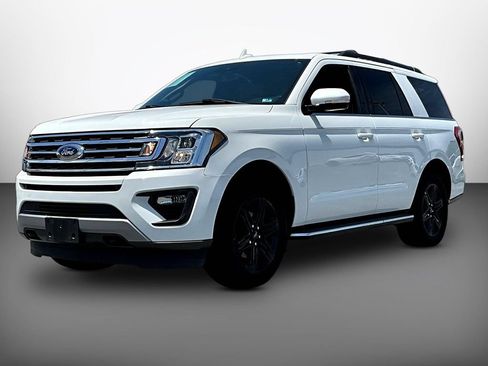 Used 2021 Ford Expedition XLT AWD/4WD image 3