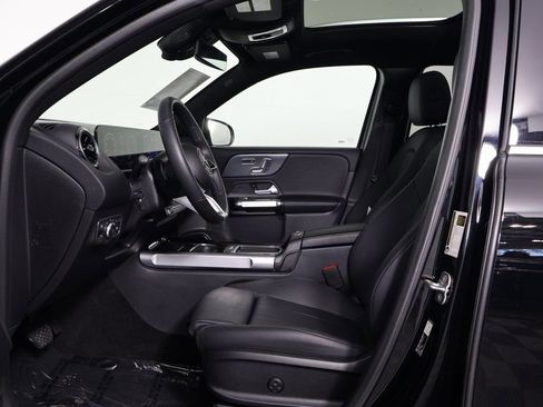 Certified 2026 Mercedes-Benz GLB 250 image 10