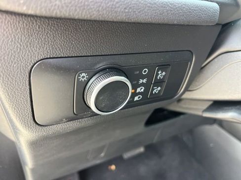 Used 2025 Ford Escape Active AWD/4WD image 16