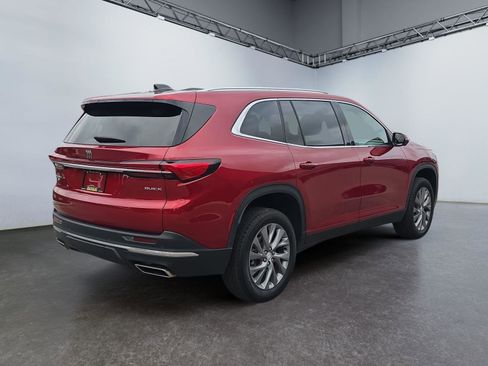Used 2025 Buick Enclave Preferred AWD/4WD image 3