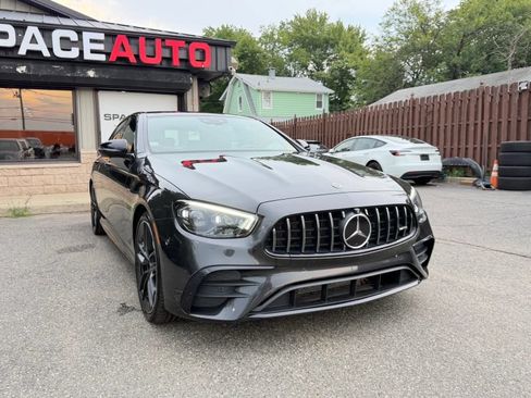 Used 2021 Mercedes-Benz E 53 AMG 4MATIC Sedan image 4
