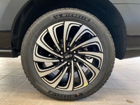 New 2025 Lincoln Navigator Black Label AWD/4WD image 35