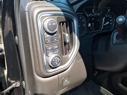 Used 2022 GMC Sierra 1500 Denali w/ Denali Premium Package AWD/4WD image 25