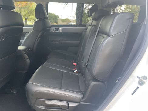 Used 2025 Hyundai Santa Fe SEL image 25