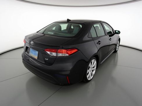 Used 2025 Toyota Corolla LE FWD image 9