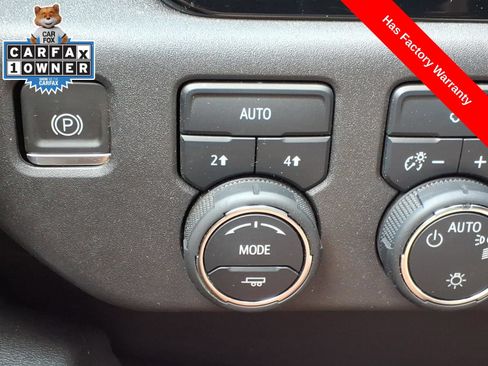 Used 2024 Chevrolet Silverado 1500 LT AWD/4WD image 27