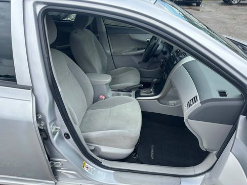 Used 2010 Toyota Corolla FWD image 12
