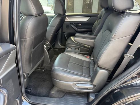 Used 2024 MAZDA CX-90 3.3 Turbo w/ Preferred Plus AWD/4WD image 17