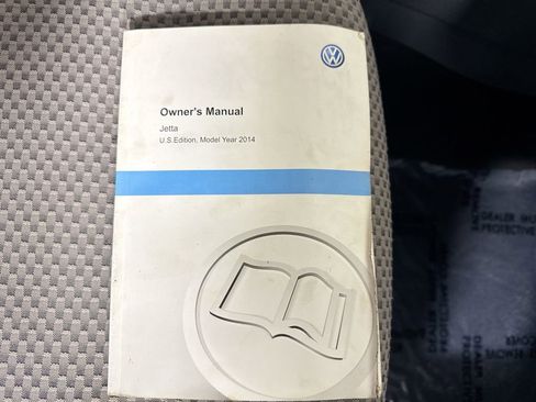 Used 2014 Volkswagen Jetta S image 33