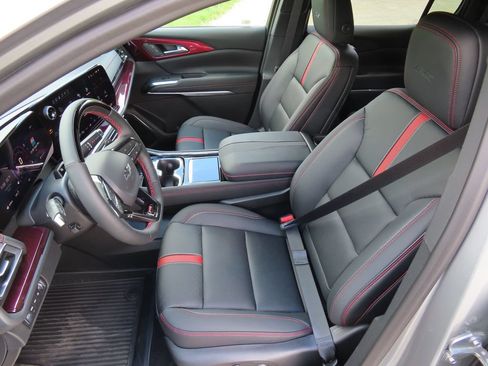 New 2026 Chevrolet Traverse RS AWD/4WD image 21
