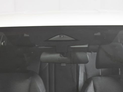 Used 2022 Nissan Rogue SV AWD/4WD image 35