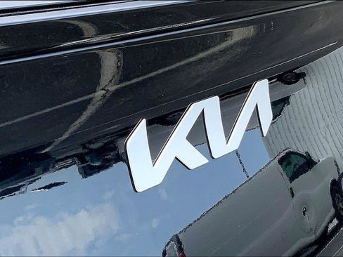 Used 2023 Kia Sportage X-Line w/ X-Line Premium Package AWD/4WD image 30